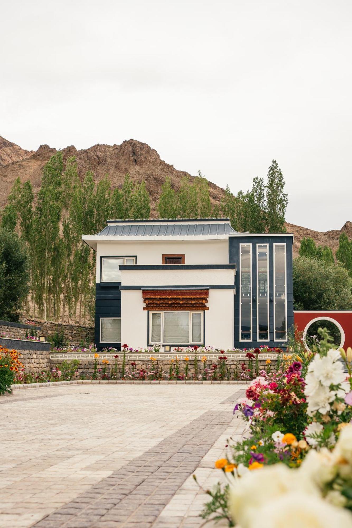 Angkasa Ladakh Resort Leh Zewnętrze zdjęcie